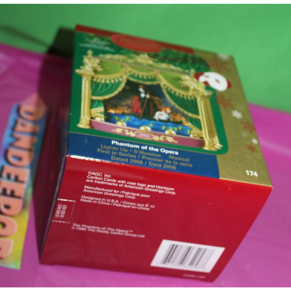 Carlton Heirloom The Phantom Of The Opera Dated 2006 #174 Christmas Ornament - Picture 5 of 5